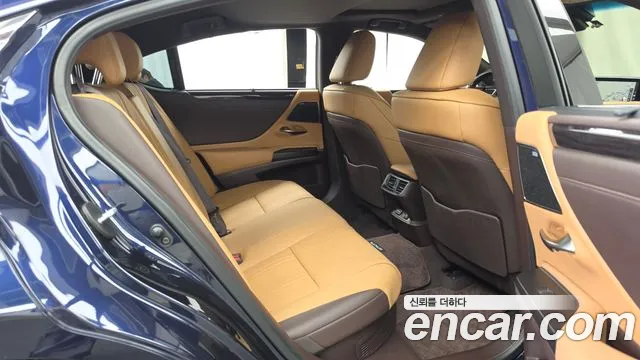 Lexus ES 2021 thumb 12