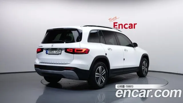 Mercedes-Benz GLB 2021 thumb 2