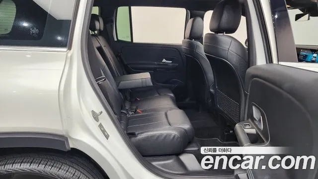 Mercedes-Benz GLB 2021 thumb 11