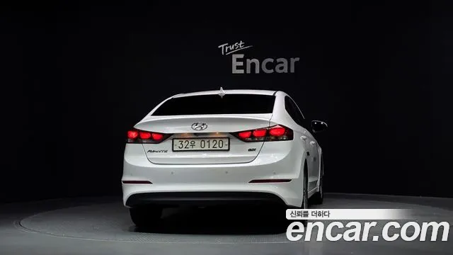 Hyundai Avante 2017 thumb 4