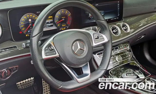 Mercedes-Benz E-Класс 2018 thumb 10