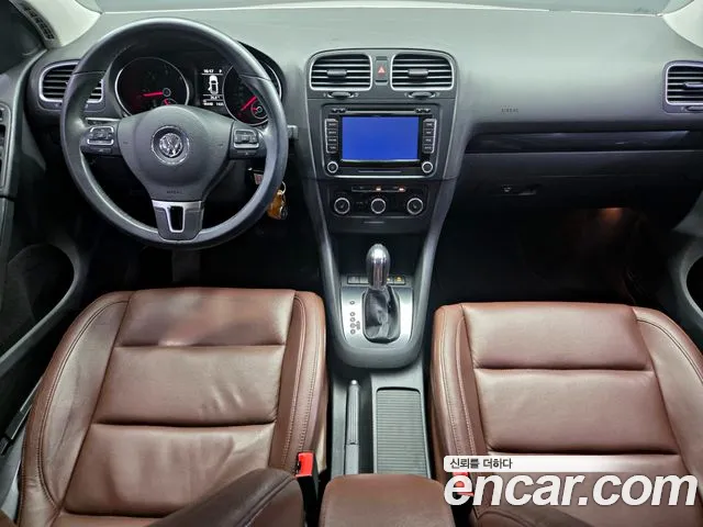 Volkswagen Golf Sportsvan 2013 thumb 10