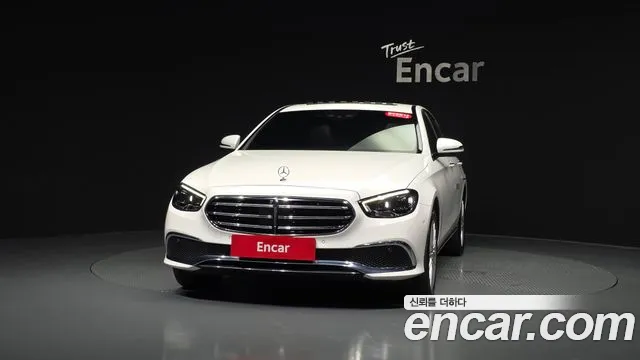 Mercedes-Benz E-Класс 2021 thumb 2