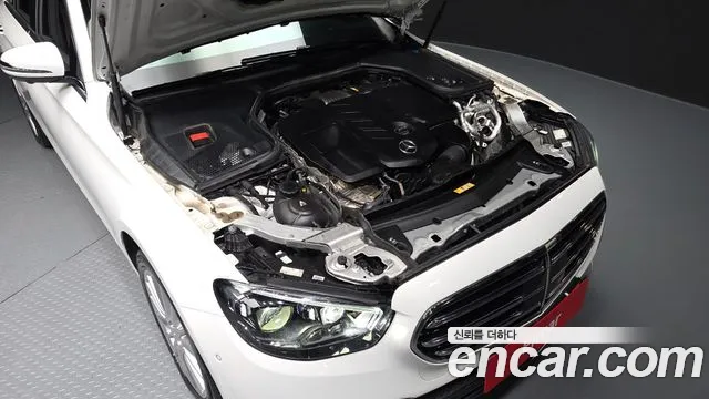 Mercedes-Benz E-Класс 2021 thumb 5