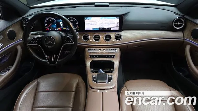 Mercedes-Benz E-Класс 2021 thumb 6