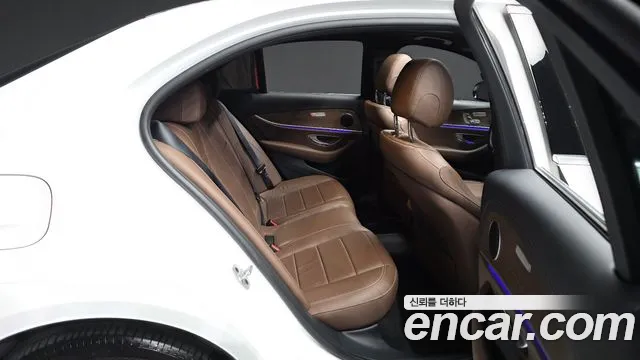 Mercedes-Benz E-Класс 2021 thumb 11