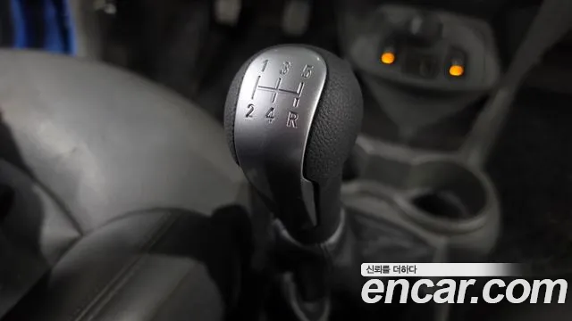 ChevroletGMDaewoo Spark 2014 thumb 10