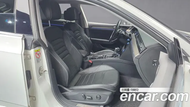 Volkswagen Arteon 2019 thumb 11
