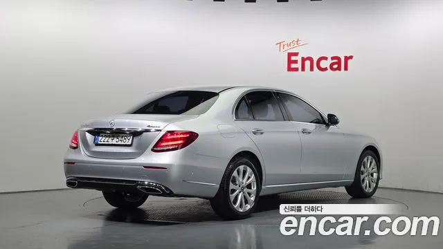 Mercedes-Benz E-Класс 2018 thumb 2