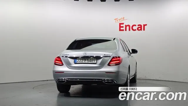 Mercedes-Benz E-Класс 2018 thumb 4