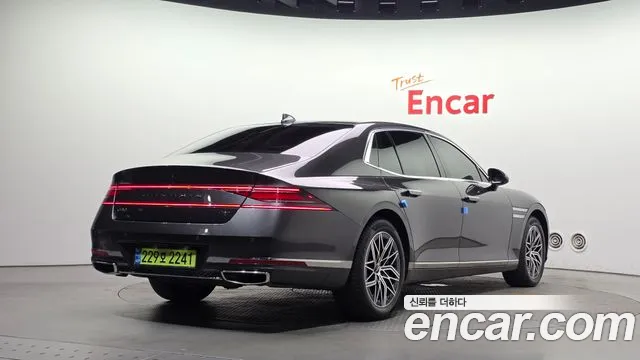 Genesis G90 2024 thumb 2