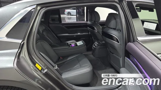 Genesis G90 2024 thumb 11