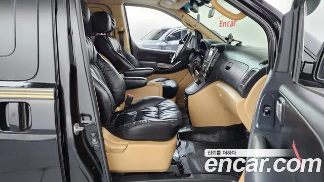 Hyundai Starex 2011 thumb 11