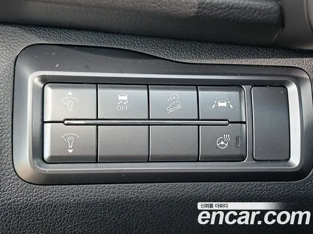 KG_Mobility_Ssangyong TIBOLI 2020 thumb 5