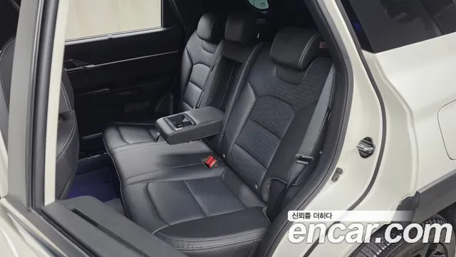 KG_Mobility_Ssangyong Torres 2023 thumb 11