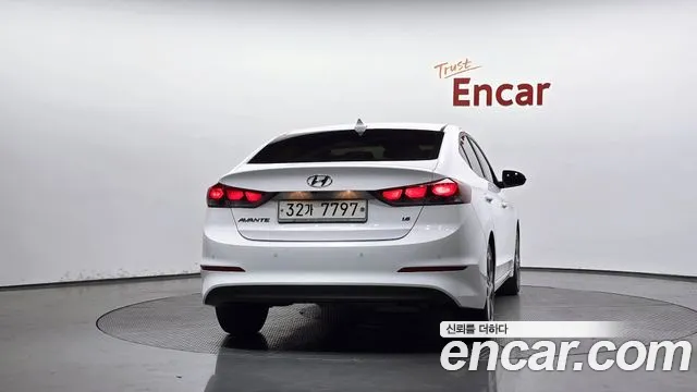 Hyundai Avante 2017 thumb 3