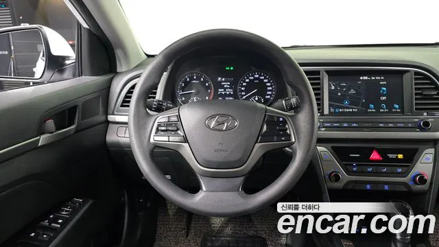 Hyundai Avante 2017 thumb 12