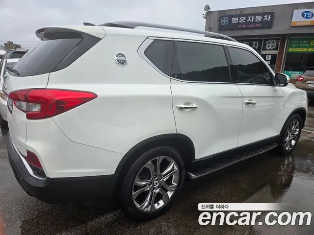 KG_Mobility_Ssangyong Rexton 2018 thumb 4