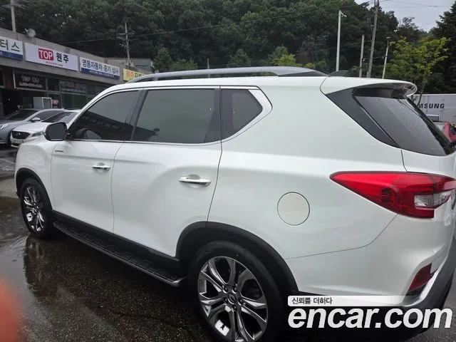 KG_Mobility_Ssangyong Rexton 2018 thumb 6