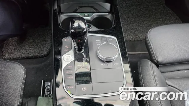 BMW 1-Series 2022 thumb 8