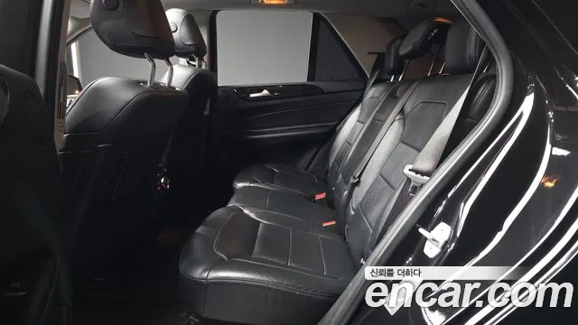 Mercedes-Benz GLE 2016 thumb 11
