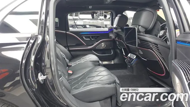 Mercedes-Benz S-Класс 2023 thumb 12
