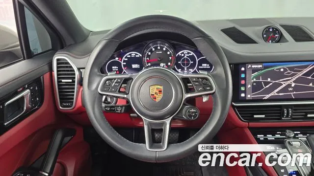 Porsche Cayenne 2023 thumb 12