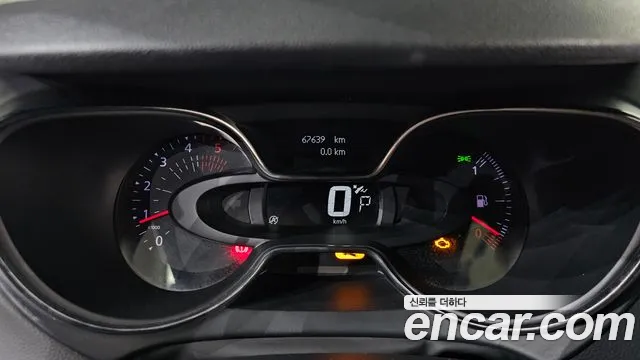 Renault-KoreaSamsung Captur 2018 thumb 8
