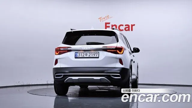 Kia Seltos 2022 thumb 4