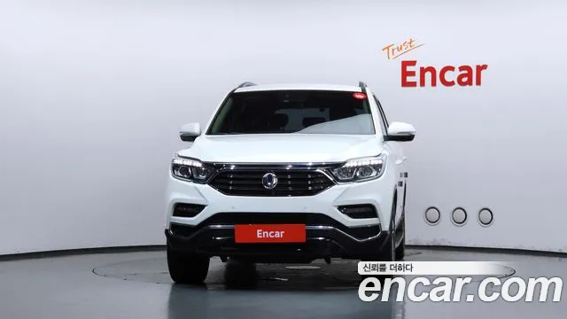 KG_Mobility_Ssangyong Rexton 2018 thumb 3