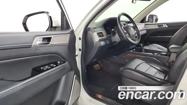 KG_Mobility_Ssangyong Rexton 2018 thumb 10