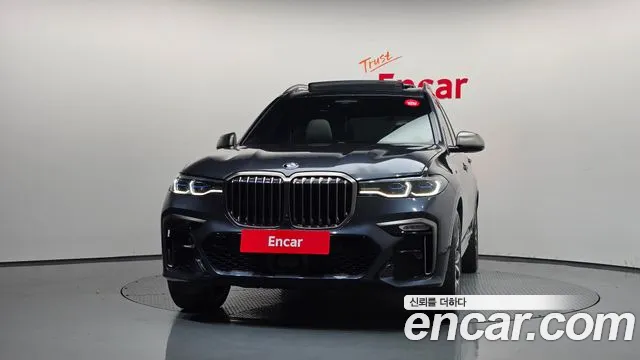 BMW X7 2022 thumb 3