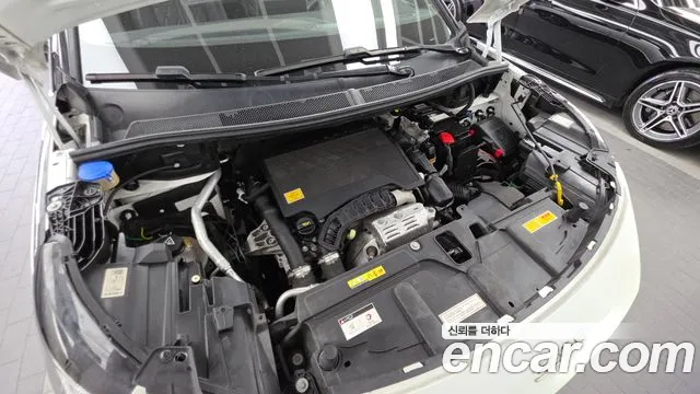 Peugeot 3008 2022 thumb 6