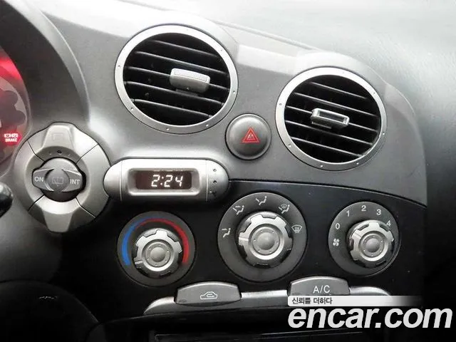 Hyundai Tiburon 2000 thumb 8
