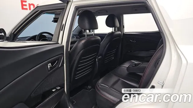 KG_Mobility_Ssangyong TIBOLI 2018 thumb 10
