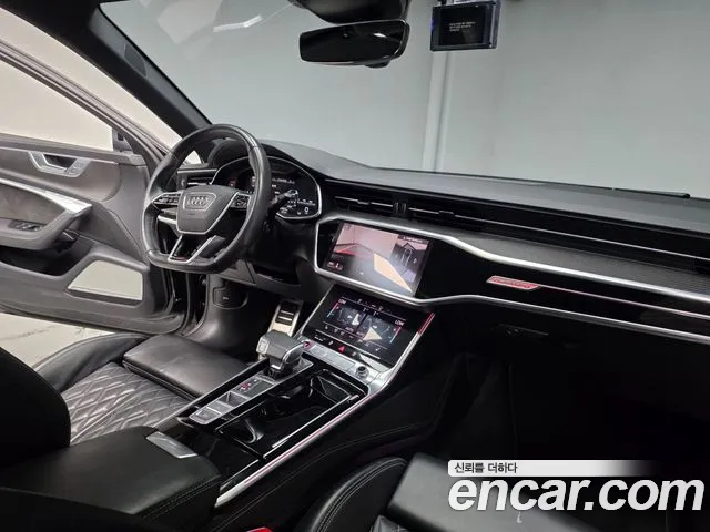 Audi S6 2021 thumb 6