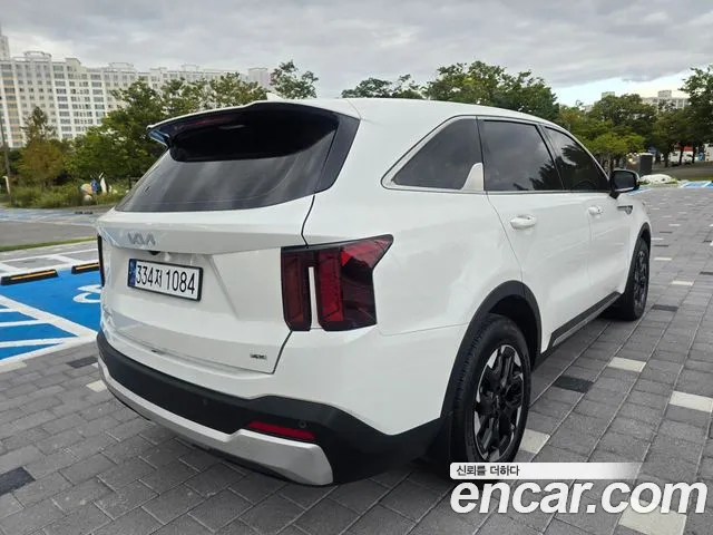 Kia Sorento 2023 thumb 4