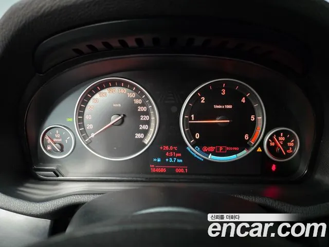 BMW X3 2012 thumb 5
