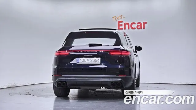 Porsche Cayenne 2019 thumb 4
