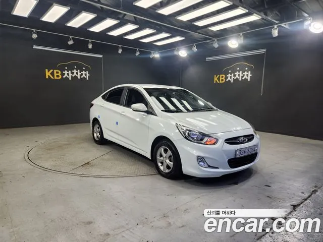 Hyundai Accent 2011 thumb 8