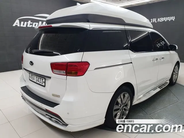 Kia Carnival 2015 thumb 2