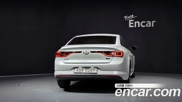 Renault-KoreaSamsung Megane 2016 thumb 4