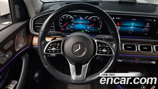 Mercedes-Benz GLE 2019 thumb 12