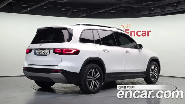 Mercedes-Benz GLB 2021 thumb 2