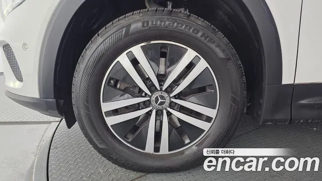 Mercedes-Benz GLB 2021 thumb 5