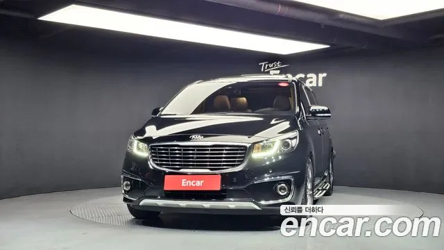 Kia Carnival 2016 thumb 3