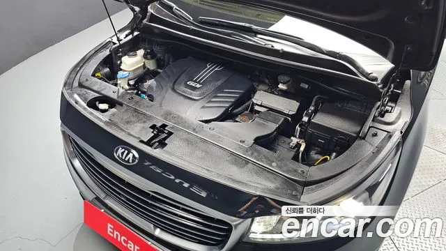 Kia Carnival 2016 thumb 6