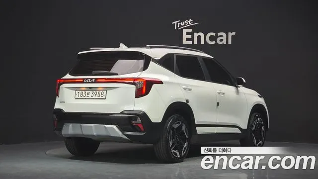 Kia Seltos 2022 thumb 2