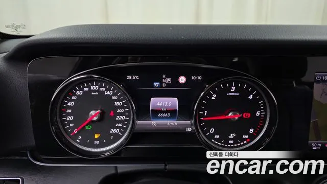 Mercedes-Benz E-Класс 2017 thumb 7