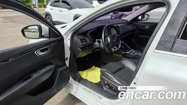 Renault-KoreaSamsung Megane 2017 thumb 10